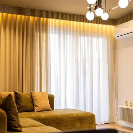 Apartman Modern 1br 20m From The *